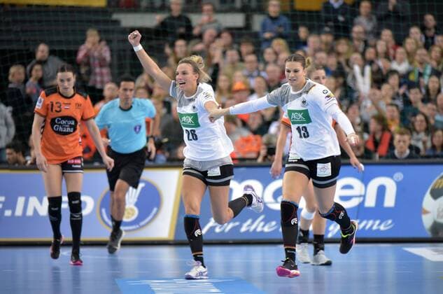 Angie Geschke GER 26 Julia Behnke GER 13 at game Germany GER vs Netherlands NED Handball Women Preliminary Round IHF World Cup Leipzig 08 12 2017 Leipzig Copyright: xModlax Eibner-Pressefotox EP_cma