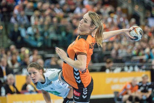 GER IHF WC 2017 Germany GER vs Netherlands NLD 08 12 2017 Arena Leipzig GER IHF WC 2017 Germany GER vs Netherlands NLD pictured Lois Abbingh 8 Netherlands nordphotoxDostmann nph00325