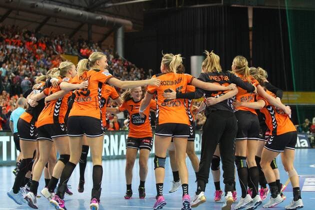 Germany Germany vs Netherlands Netherlands 08 12 2017 23rd IHF Women s Handball World Championship Germany 2017 Preliminary round Group D Germany vs Netherlands Arena Leipzig Handball World Cup Women Semi Finals Group D Germany vs Netherlands Holland Pictured Team Team Netherlands Jubilation Win Winners xjkx