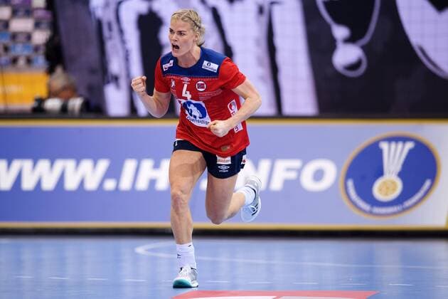 171208 Norways Veronica Egebakken Kristiansen celebrates the match between Norway and Sweden during the World Cup on 8 December 2017 in Bietigheim Bissingen  Copyright: CARLxSANDIN BB171208CS025