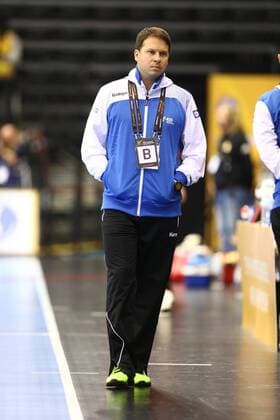 Salvador Krajncic Coach Slovenia on the sidelines Spain vs Slovenia IHF Womens Handball World Cup 08 12 2017 Photographer Neis Eibner Trier Copyright: xEibner-Pressefoto AlexanderxNeisx EP_ANS