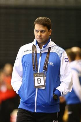 Salvador Krajncic Coach Slovenia on the sidelines Spain vs Slovenia IHF Womens Handball World Cup 08 12 2017 Photographer Neis Eibner Trier Copyright: xEibner-Pressefoto AlexanderxNeisx EP_ANS
