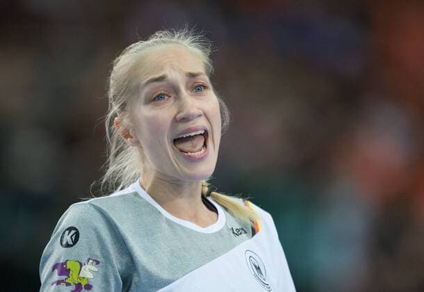 Nadja Mansson 21 GER Preliminary Round Group Match Netherlands Germany in Leipzig on 08 12 2017 Handball 23 Women Handball World Cup in Germany 2017