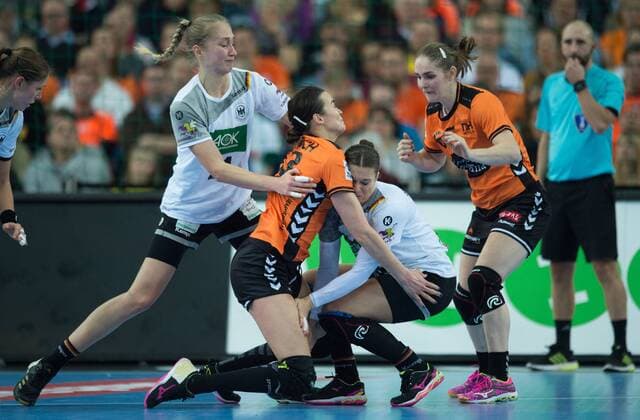 Nadja Mansson 21 GER Yvette Broch 13 NED Julia Behnke 13 GER Laura Van Der Heijden 6 NED Preliminary Group Play Netherlands Germany in Leipzig on 08 12 2017 Handball 23 Women Handball World Cup in Germany 2017