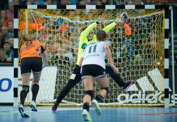 Goalkeeper Dinah Eckerle 36 GER Holds the penalty in Lois Abbingh 8 NED Preliminary Round Group Match Netherlands Germany in Leipzig on 08 12 2017 Handball 23 Women Handball World Cup in Germany 2017
