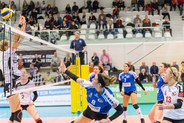 Michaela Wessely Black White Erfurt 11 Emily Grace Thater Black White Erfurt 2 Alexandra Malloy VfB Suhl 8 Miloslava Lauerova VfB Suhl 13 Action action Volleyball 1 Bundesliga Women Black White Erfurt VfB 91 Suhl Lotto Thuringia xprx
