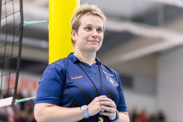 Referee referee Janita Richter Referee 2 Referee 2 Volleyball 1 Bundesliga Women Black White Erfurt VfB 91 Suhl Lotto Thuringia xprx