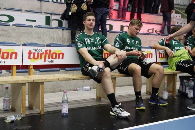 Disappointment at Lars Weissgerber HG Saarlouis 19 ASV Hamm Westphalia vs HG Saarlouis Handball 2 Bundesliga 09 12 2017 Hamm Copyright: xEibner-Pressefoto Strohdiekx EP_JSK