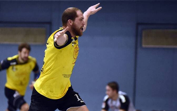 09 12 2017 xpsx Handball 3 league SG Brucköbel GSV Eintracht Baunatal v l rejoicing Maximilian Kraushaar Bruchköbel Bruchköbel Hessen Germany