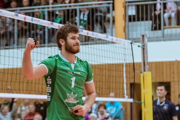 Jubel Luke Thomas A HERR 1 Netzhoppers 09 12 2017 Netzhoppers SolWo Königspark KW Bestensee Berlin Recycling Volleys Volleyball Bundesliga League match Königs Wusterhausen Landkost Arena