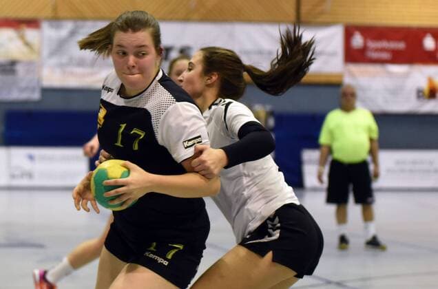 09 12 2017 xpsx Handball Women District Oberliga SG Bruchköbel II HSG Dietzenbach v l Rabea Bähr Bruchköbel Bruchköbel Hessen Germany