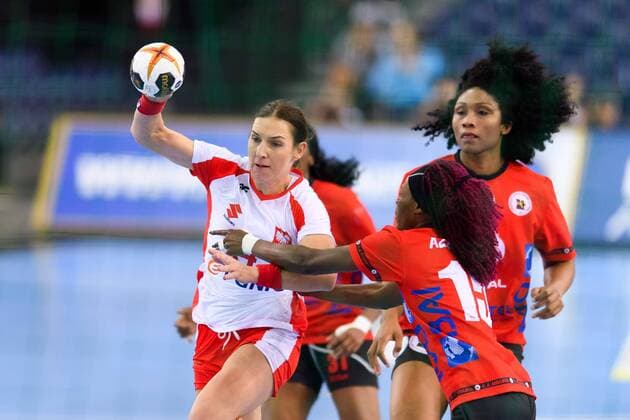 Handball, WM Damen, Polen - Angola 2017.12.10 Lipsk Pilka Reczna Mistrzostwa Swiata Niemcy 2017 Puchar Prezydenta Polska - Angola N z Karolina Kudlacz-Gloc Foto Pawel Andrachiewicz PressFocus 2017.12.10 Lipsk Handball 23rd Women s World Championship WM Weltmeisterschaft 2017 President s Cup Poland - Angola Karolina Kudlacz-Gloc Credit: Pawel Andrachiewicz PressFocus NEWSPIX.PL --- Newspix.pl FRANCE OUT!  20171210_PF_PA490
