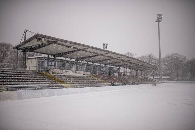 1 Womens Soccer Bundesliga 1 FFC Frankfurt SG Essen 10 12 2017 1 FFC Frankfurt SG Essen on 10 12 2017 at the Stadion am Brentanobad Frankfurt Hessen xkpx