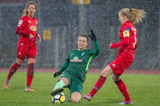 v left Janine Angrick SV Werder Bremen 8 in duel with Anna Kirschbaum 1 FC Köln 5 Soccer Allianz Women Bundesliga SV Werder Bremen 1 FC Köln xobx