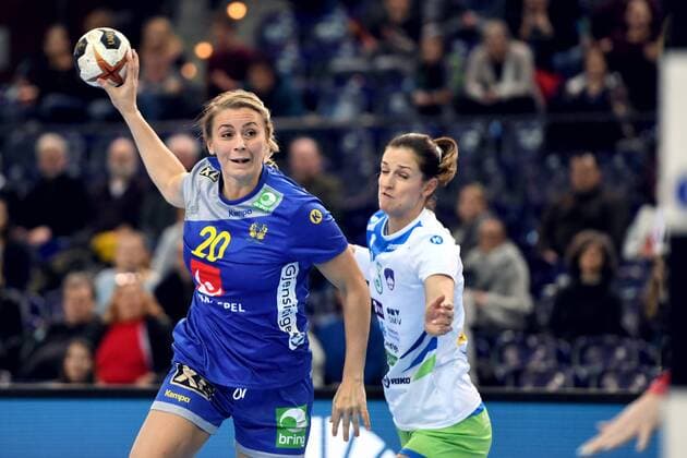 171210 Swedens Isabelle Gullden during the finals final between Sweden and Slovenia during the World Cups World Cup on December 10, 2017 in Leipzig  Copyright: CARLxSANDIN BB171210CS044