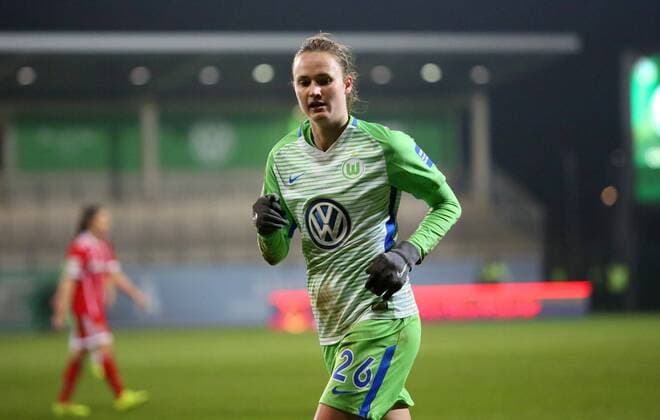 VfL vs Bayern Women Wolfsburg 11 12 2017 FOOTBALL VfL Wolfsburg vs FC Bayern Munich 1 Allianz Women Bundesliga Season 2017 18 Image shows Caroline Graham Hansen VfL Wolfsburg Wolfsburg