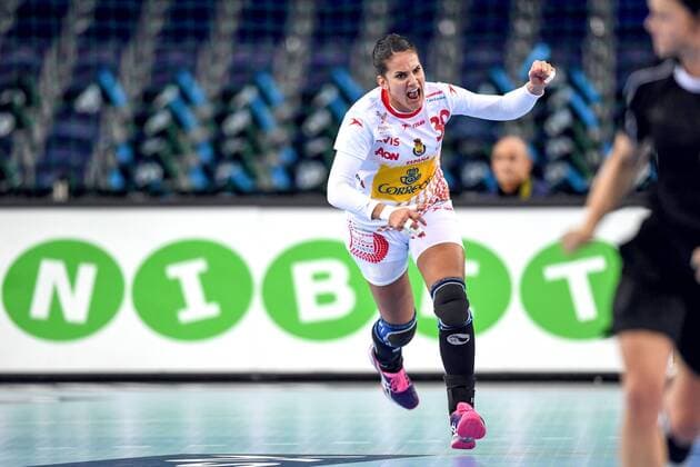 171211 Spains Almudena Rodriguez Rodriguez celebrates the finals finals between Spain and Norway during the World Cups World Cup on December 11, 2017 in Leipzig  Copyright: CARLxSANDIN BB171211CS081