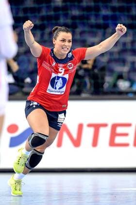 171211 Norways Nora Mork celebrates the finals finals between Spain and Norway during the World Cups World Cup on December 11, 2017 in Leipzig  Copyright: CARLxSANDIN BB171211CS109