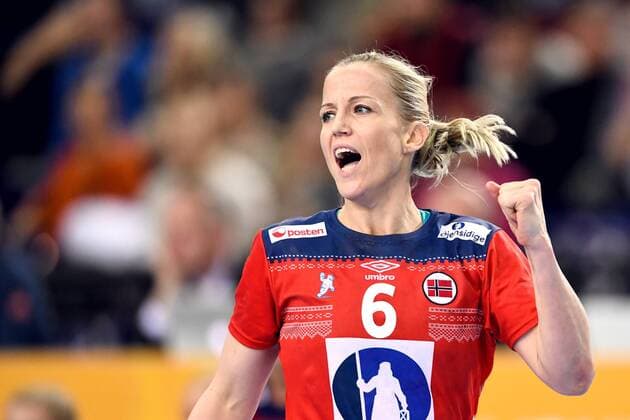 171211 Norways Heidi Loke celebrates the final finale between Spain and Norway during the World Cups Handball on December 11, 2017 in Leipzig  Copyright: CARLxSANDIN BB171211CS112