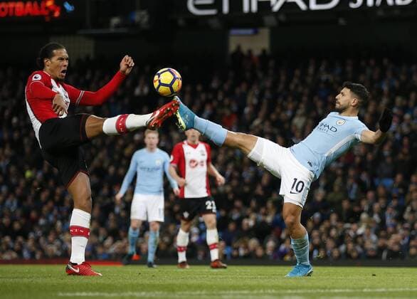 November 29, 2017 - Manchester, United Kingdom - Virgil van Dijk of Southampton clears from Sergio Aguero of Manchester City during the premier league match at the Etihad Stadium, Manchester. Picture date 29th November 2017. Picture credit should read: Sportimage CSM CSM Shots Of The Week 2017: DEC 11 - ZUMAc04_ 20171211_zaf_c04_012 Copyright: xSimonxBellisx