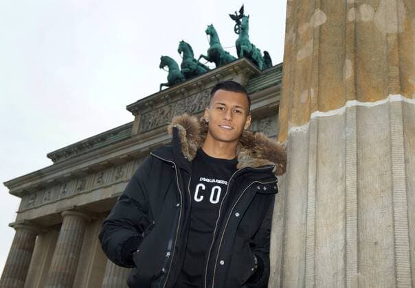 Soccer Berlin 14 11 2017 Hertha BSC BRANDENBURGER TOR Pariser Platz Davie SELKE Hertha BSC