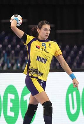 Leipzig 11 12 2017 Arena Leipzig World Cup 2017 Handball Women Round of 16 Romania ROU vs Czech Republic CZE 27 28 17 14 Pictured Cristina Georgiana NEAGU 8 Romania