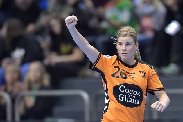 11-12-2017 HANDBAL:NEDERLAND-JAPAN:MAGDEBURG WK Handbal Dames 2017 1 8 finales, Nederland - Japan 26-24 nv Angela Malestein 26 NED Foto: Henk Seppen xVIxVIxImagesx xSoenarxChamidxsportfotografiexIVx 9549423