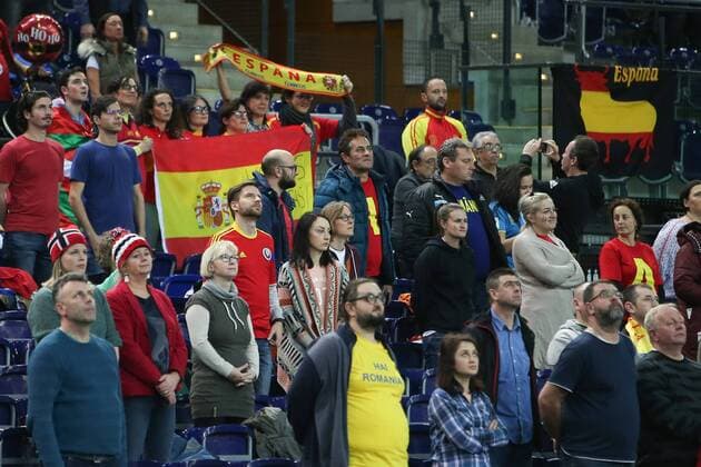 Leipzig 11 12 2017 Arena Leipzig World Cup 2017 Handball Women Eighth finals Spain ESP vs Norway NOR 23 31 10 13 In the picture Spanish fans
