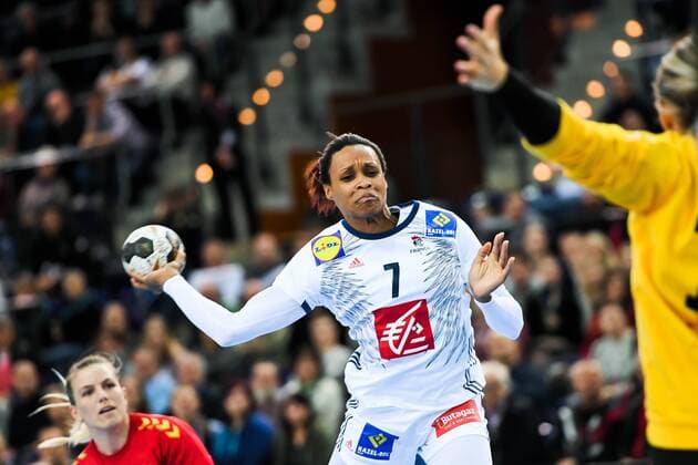 171212 France Allison Pineau in the quarterfinals between France and Montenegro during the World Cup of December 12, 2017 in Leipzig  Copyright: CARLxSANDIN BB171212CS140