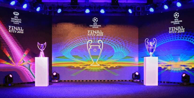 Fußball, CL, Finale-Logo wird in Kiew präsentiert The UEFA Women s Champions League trophy (L) and the UEFA Champions League cup are on display during a ceremony to present the logo of the 2018 UEFA Champions League final at the NSC Olimpiyskiy, Kyiv, capital of Ukraine, December 12, 2017. Ukrinform. KYIV. The logo of the 2018 UEFA Champions League final has been presented at the NSC Olimpiyskiy. The arena which previously staged the UEFA EURO EM Europameisterschaft Fussball 2012 final is set to host the last game of the 2018 UEFA Champions League on May 26, 2018. The 2018 UEFA Women s Champions League final will be played in Ukraine for the first time at the Valeriy Lobanovskyi Dynamo Stadium on May 24. Logo of 2018 UEFA Champions League final unveiled in Kyiv  Copyright: xPavloxBagmutx