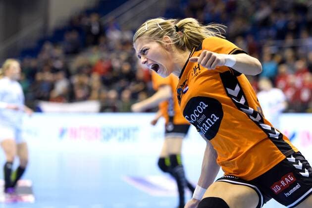 171213 Netherlandss Estavana Polman cheers in the quarterfinals between the Netherlands and the Czech Republic during the World Cups World Cup on December 13, 2017 in Magdeburg  Copyright: CARLxSANDIN BB171213CS008