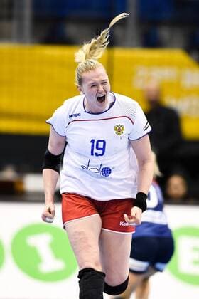 171213 Russias Kseniia Makeeva commends the quarterfinals between Norway and Russia during the World Cups World Cup on December 13, 2017 in Magdeburg  Copyright: CARLxSANDIN BB171213CS060