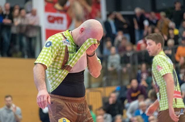 Disappointment at Michal SLADECEK 12 HER Volleyball Bisons BUEHL BUE TSV Herrsching HER DVV Cup Men Semi-finals Season 2017 2018 on 13 12 2017 in Buehl G R O S S P O R T H A L L E Germany x20171213_101x