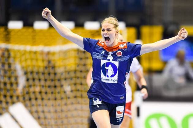 171213 Norways Veronica Egebakken Kristiansen celebrates the quarterfinals between Norway and Russia during the World Cups World Cup on December 13, 2017 in Magdeburg  Copyright: CARLxSANDIN BB171213CS076