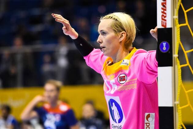 171213 Norways malpractice Katrine Lunde in the quarterfinals between Norway and Russia during the World Cups World Cup on December 13, 2017 in Magdeburg  Copyright: CARLxSANDIN BB171213CS081