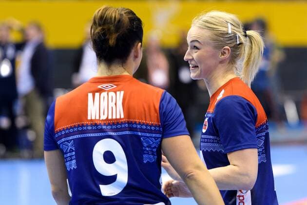 171213 Norways Nora Mørk and Stine Bredal Oftedal after the quarterfinals between Norway and Russia during the World Cups World Cup on December 13, 2017 in Magdeburg  Copyright: CARLxSANDIN BB171213CS096