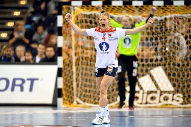 171215 Norways Veronica Egebakken Kristiansen celebrates the semi-finals between the Netherlands and Norway during the World Cups World Cup on December 15, 2017 in Hamburg  Copyright: CARLxSANDIN BB171215CS015