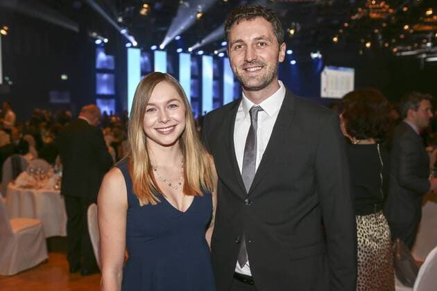 Felix Awards NRW Sportsman of the Year 2017 Duesseldorf 15 12 2017 Athletics Star Gina Lueckenkemper with accompaniment at the Felix Awards NRW Sportsman of the Year 2017 on 15 12 2017 in the Mitsubishi Electric hall in Duesseldorf North Rhine-Westphalia xakx