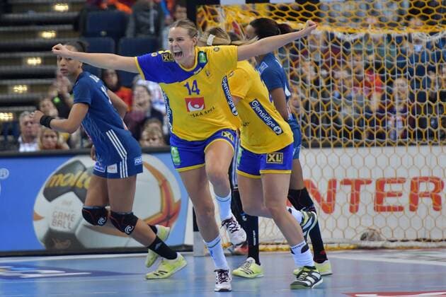GER HBL 23 IHF Womens Handball World Cup Semifinals Sweden vs France 15 12 17 Barcleycard Arena Hamburg GER HBL 23 IHF Womens Handball World Cup Semifinal Sweden vs France pictured Johanne Westberg Sweden 14 celebrates a scored goal nordphotox xWitke nph00002