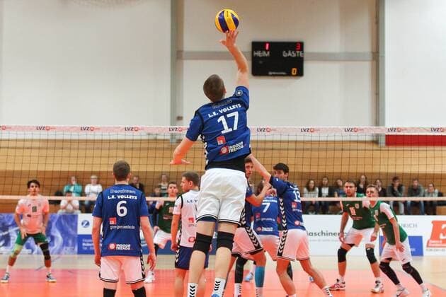 L E Volleys vs TSV Unterhaching II 2 Bundesliga Sued 16 12 2017 Volleyball 2 Bundesliga Sued Maenner Season 2017 2018 L E Volleys Leipzig vs TSV Unterhaching II on 16 12 2017 in the sports hall Bruederstrasse In the picture Supplement Niklas Rudolf 17 LE xjkx