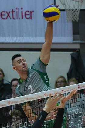 GER VBL SVG Lueneburg vs Netzhoppers Solwo Koenigspark KW 16 12 2017 Lueneburg GER VBL SVG Lueneburg vs. Netzhoppers Solwo Koenigspark KW in picture Single Action Portrait Filip Gavenda Netzhoppers 02 nordphoto xWitke nph00002