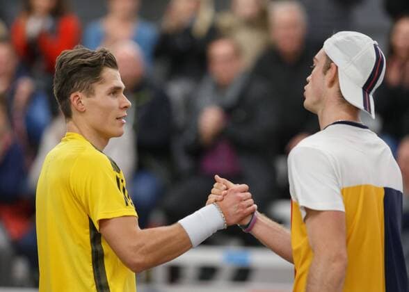MAXIMILIAN MARTERER congratulates the winner DANIEL MASUR Tennis German Championships 2017 German Championship Biberach at the Riss Baden Wuerttemberg Germany 16 December 2017 Â Copyright: xJuergenxHasenkopfx