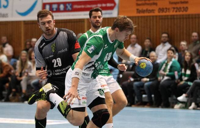 Andreas Bornemann VfL Eintracht Hagen Dominik Schömig DJK Rimpar Wolves Julian Sauer DJK Rimpar Wolves DKB 2 Handball Bundesliga DJK Rimpar Wolves VfL Eintracht Hagen xfskrx