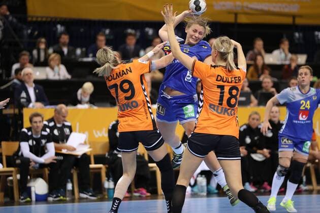 Netherlands Sweden 23 IHF Womens Handball Womens World Cup Hamburg 17 12 17 Hamburg 17 12 17 Sport Handball 23 IHF Womens Handball World Cup Womens World Ranking Netherlands Sweden Isabell Gullden Sweden 20 Estavana Polman Netherlands 79 Kelly Dulfer Netherlands 18 xmmkx
