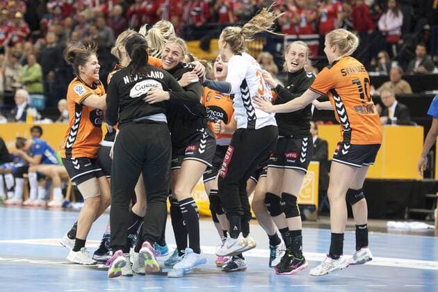 The Netherlands are third in the World Cup Netherlands Sweden Handball 23 IHF Handball Womens World Cup 17 12 17 Hamburg Hamburg Germany Barclaycard Arena Copyright: xAgentur54Gradx xThomasxSobczakx