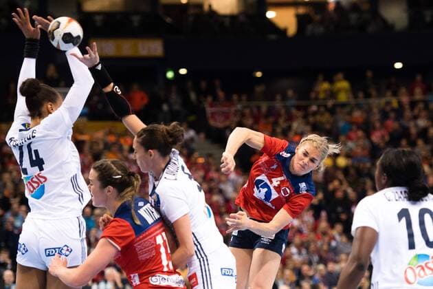 171217 Norways Veronica Egebakken Kristiansen in the final between France and Norway during the World Cups World Cup on 17 December 2017 in Hamburg  Copyright: CARLxSANDIN BB171217CS121