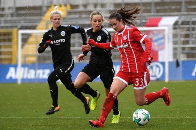 Selina Ostermeier 1 FFC Frankfurt 2 Jackie Groenen 1 FFC Frankfurt 14 Sara Ilonka Däbritz Sara Daebritz FC Bayern Munich FCB 33 in duel duel tackle Dynamics Action Action Football Allianz Women Bundesliga FC Bayern Munich 1 FFC Frankfurt xslx