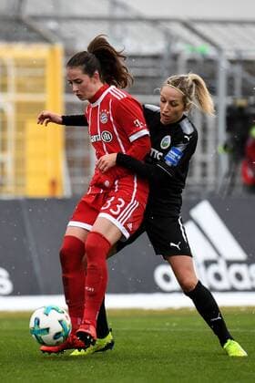 Sara Ilonka Däbritz Sara Daebritz FC Bayern Munich FCB 33 Kathrin Hendrich 1 FFC Frankfurt 4 in duel duel tackle Dynamics Action Action Football Allianz Women Bundesliga FC Bayern Munich 1 FFC Frankfurt xslx