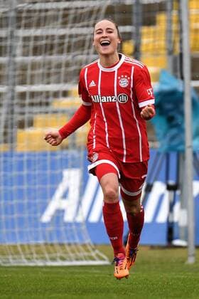 Gina Lewandowski FC Bayern Munich FCB 2 with goal cheering Jubilee Torjubel Goalkeeping celebrate the goal goal celebration Cheering over the goal to 2 0 by Gina Lewandowski FC Bayern Munich FCB 2 optimistic Cut Out Single Action Action Soccer Allianz Women Bundesliga FC Bayern Munich 1 FFC Frankfurt xslx