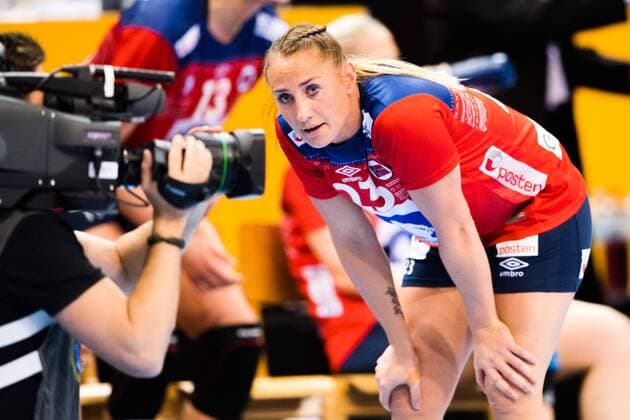171217 Norways Camilla Herrem daps after the final between France and Norway during the World Cups World Cup on December 17, 2017 in Hamburg  Copyright: CARLxSANDIN BB171217CS172